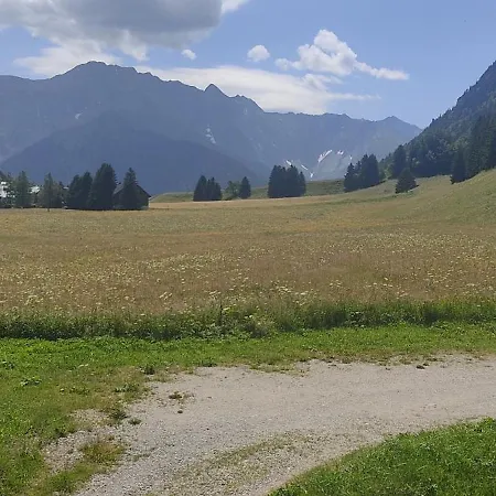 Grand Serre Apartamento *